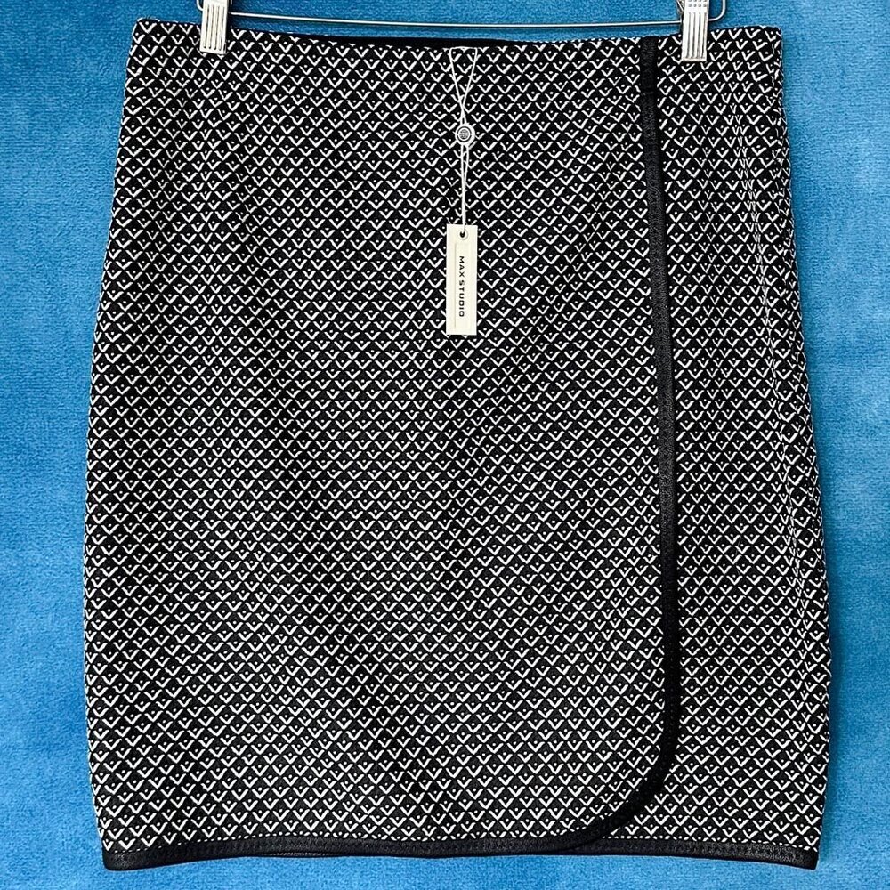 Max Studio Black & White Knit Pencil Mini Skirt, XL